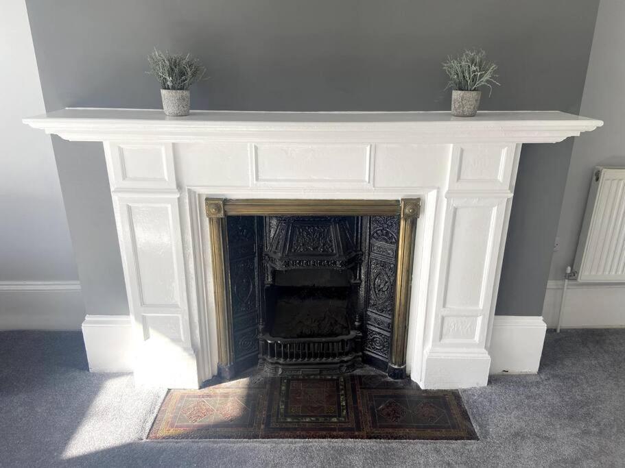 Central Southsea Boutique 2 Bedroom Flat 포츠머스 외부 사진