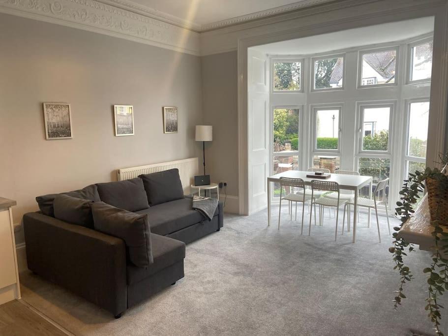 Central Southsea Boutique 2 Bedroom Flat 포츠머스 외부 사진